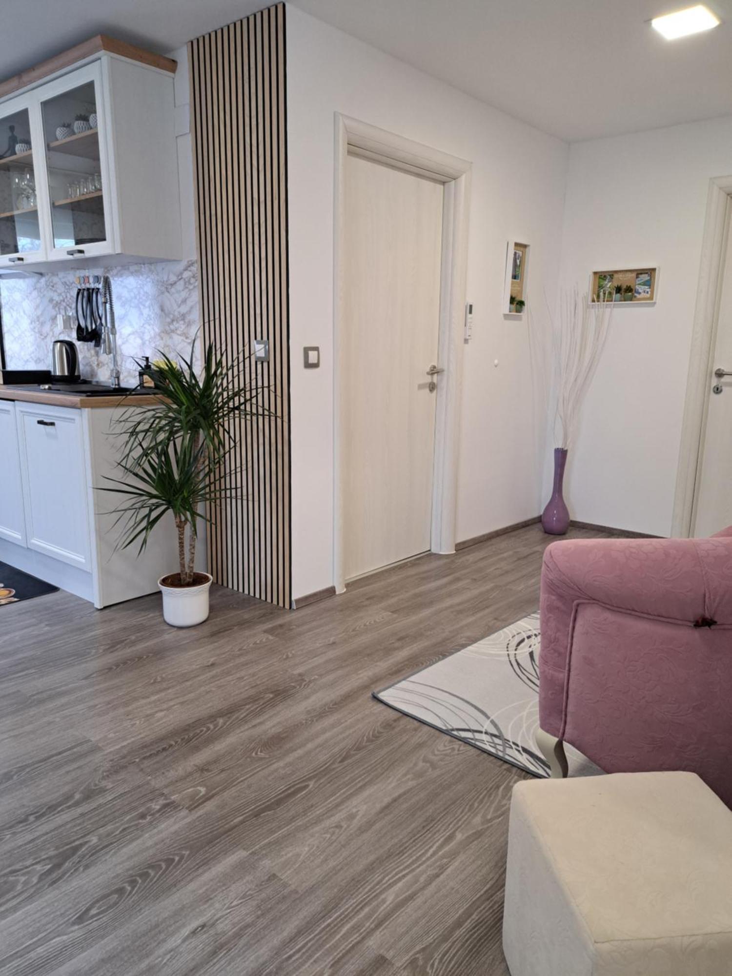 Apartmani Habibi Jalzabet Dış mekan fotoğraf